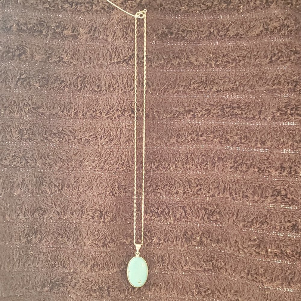 Necklace with pendant